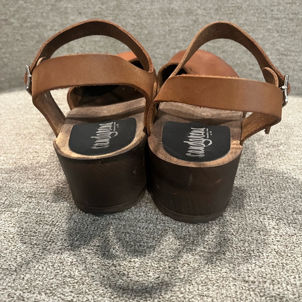 Sandrens Milan Scalloped Edge Sandal Clogs - Picture 5 of 8